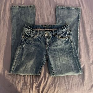 Size 9. Short from the brand amethyst.